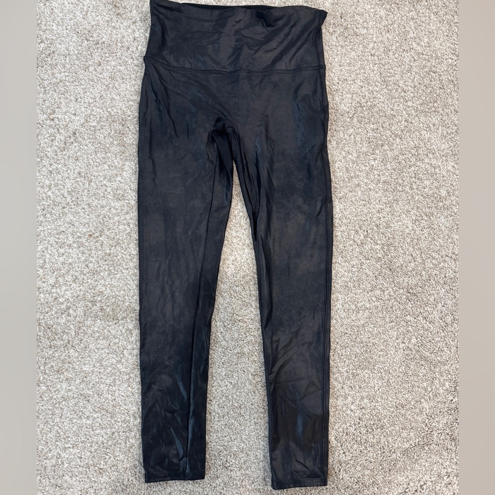 SPANX Black Faux Leather Crackle Textured Leggings XL Petite
